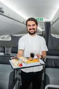 Cum arată meniurile all inclusive disponibile în premieră la bordul aeronavelor AnimaWings